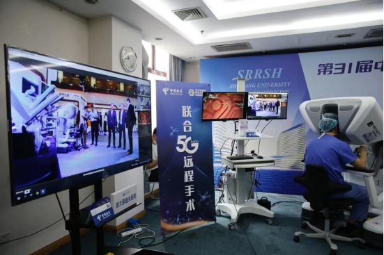 5G又一突破，遠程操控機器人“云”手術！